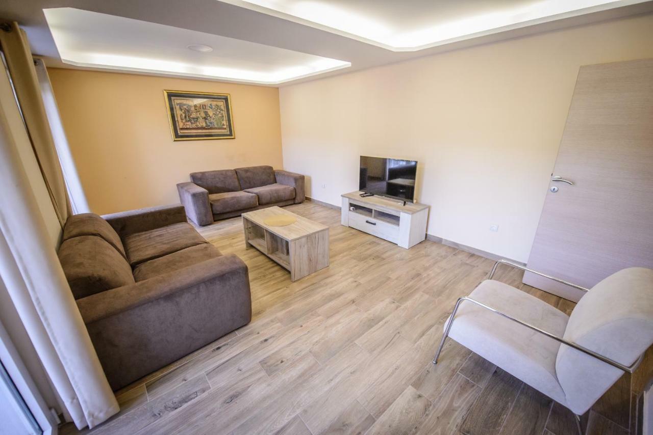 Apartment Vrutak โกตอร์ ภายนอก รูปภาพ