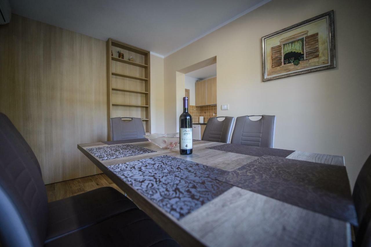 Apartment Vrutak โกตอร์ ภายนอก รูปภาพ