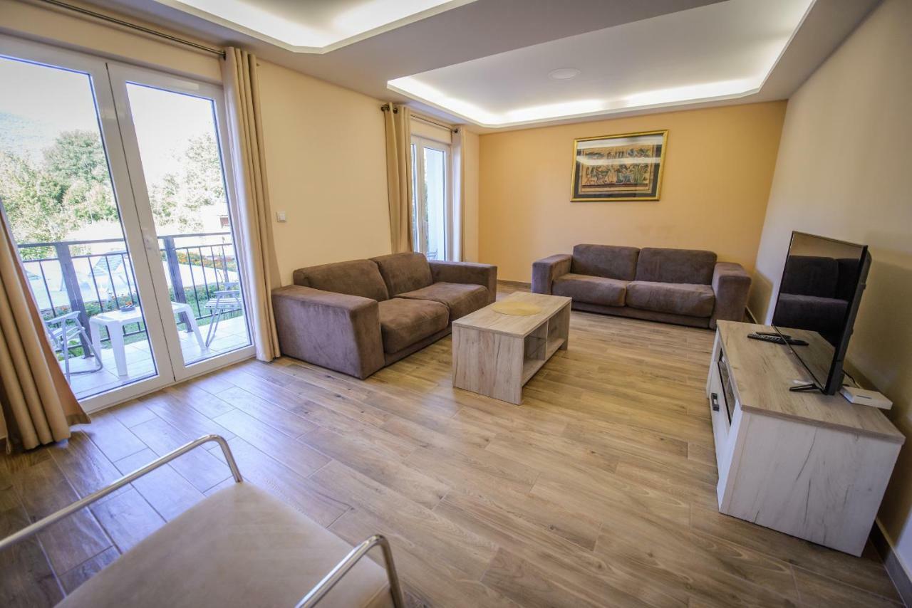 Apartment Vrutak โกตอร์ ภายนอก รูปภาพ