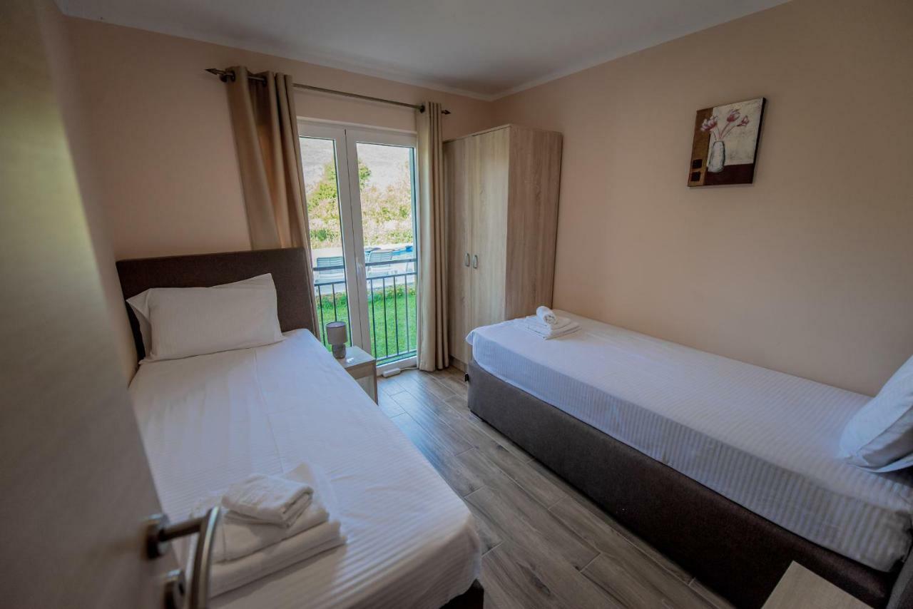 Apartment Vrutak โกตอร์ ภายนอก รูปภาพ